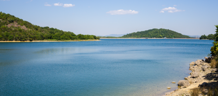 平荘湖